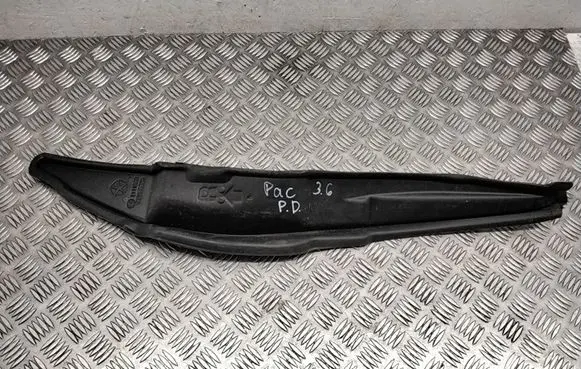 Chrysler Pacifica Fender foam support/seal 68225662A