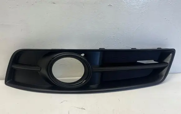 Audi A3 S3 8P Tow hook cap/cover 8P0807681AAautoas