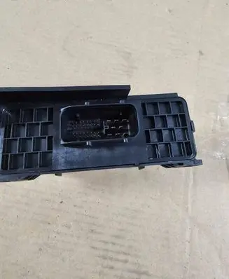 Audi A8 S8 D3 4E Other control units/modules 4E0907280A 4E0910280A F005S00073