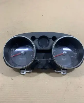 Speedometer (instrument cluster)