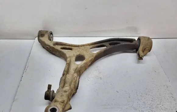 Jeep Grand Cherokee Front lower control arm/wishbone 68022605AD