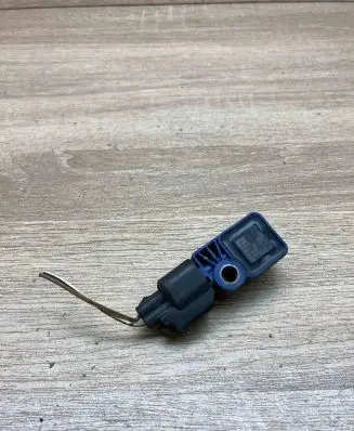 Volvo V50 Airbag deployment crash/impact sensor 9W8314A686AB 31264410