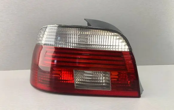 BMW 5 E39 Rear/tail lights 6902527 63216902527