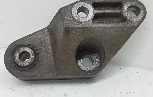 Mazda 3 II Engine mounting bracket CC3139010