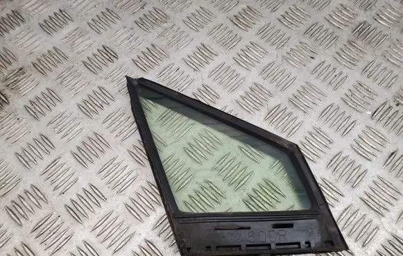 Lexus NX Front triangle window/glass 6821578010