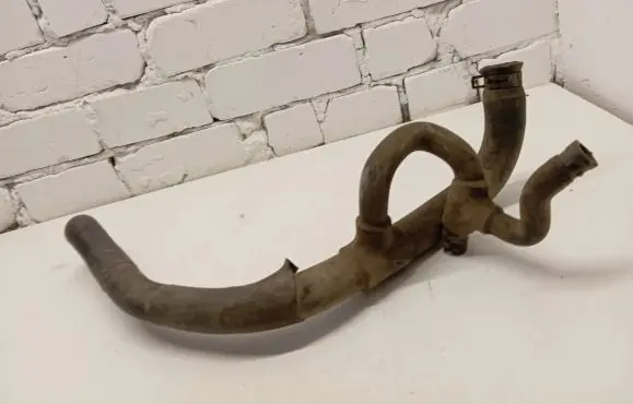 Volkswagen Transporter - Caravelle T4 Engine coolant pipe/hose 044121101J