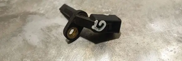 Audi A6 S6 C6 4F ABS brake wheel speed sensor 4E0927804