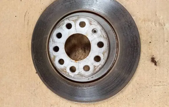 Volkswagen PASSAT B8 Rear brake disc 3Q0615601A
