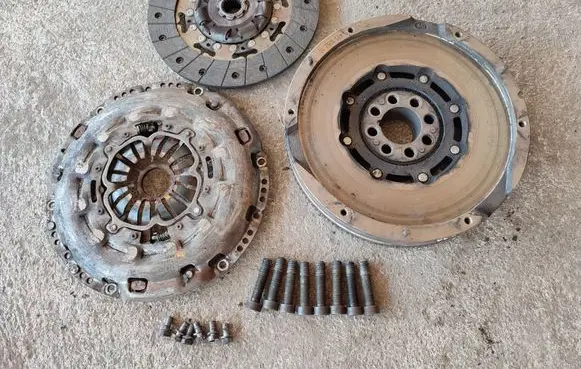 Toyota Verso Clutch set kit 415075210 3125005210