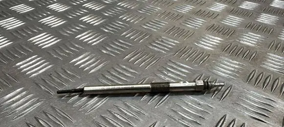 Renault Trafic II (X83) Glow plug 8200561251 0250603001