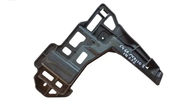 Rear bumper mounting bracket