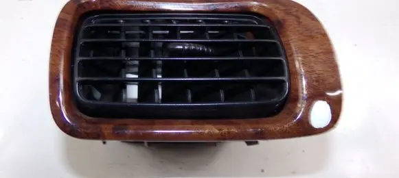 KIA Clarus Dash center air vent grill 