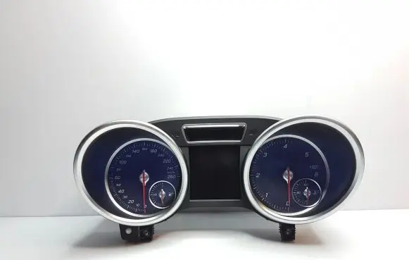 Mercedes-Benz GLE (W166 - C292) Speedometer (instrument cluster) a2929008901