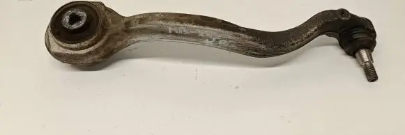 Mercedes-Benz E W212 Front lower control arm/wishbone L3783701
