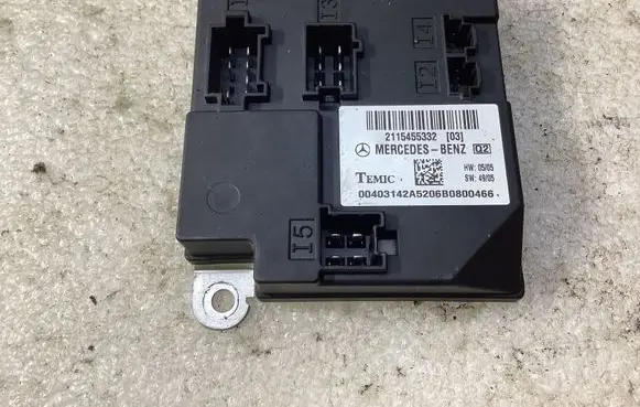 Mercedes-Benz E W211 Comfort/convenience module 2115455332 04031425