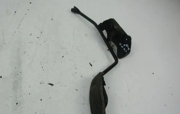 KIA Picanto Accelerator throttle pedal 