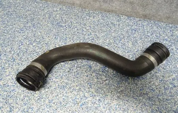 BMW 4 F32 F33 Engine coolant pipe/hose 8514051