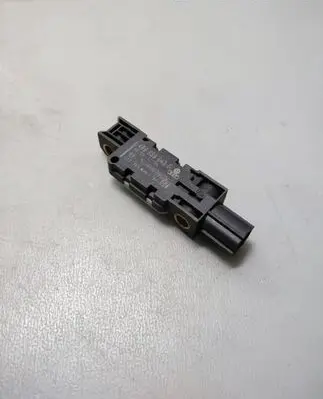 Audi A3 S3 8P Airbag deployment crash/impact sensor 4B0959643D