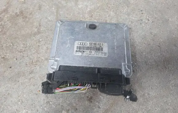 Audi A6 S6 C5 4B Engine control unit/module 038906018G