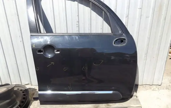 Citroen C3 Picasso Front door
