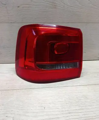 Volkswagen Touran II Rear bumper light 1T0945096B