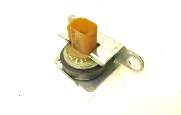 BMW 5 E60 E61 ESP acceleration yaw rate sensor 6770206 4335C