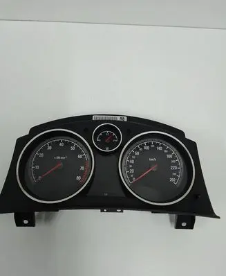 Opel Astra H Speedometer (instrument cluster) 13172011 SW4405