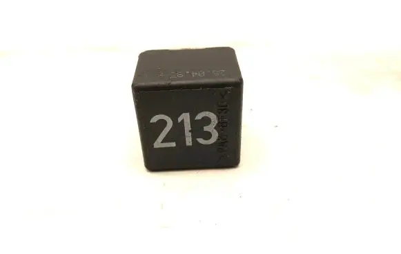 Audi A5 8T 8F Other relay 443951253J