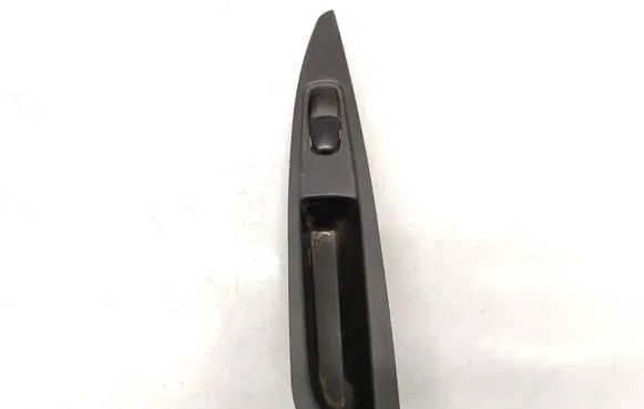 Nissan Qashqai Electric window control switch 829604EA0AX
