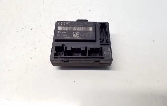 Audi Q7 4L Door control unit/module 4L0959792B 4L0910793B