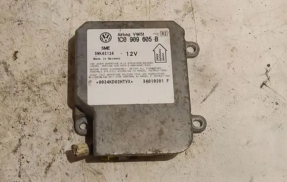 Volkswagen Golf IV Airbag control unit/module 1C0909605B 5WK43124
