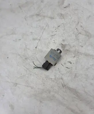 Mitsubishi Pajero Other relay MB894074