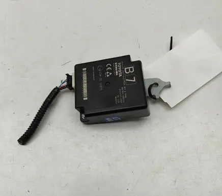 Toyota Yaris Cross Keyless (KESSY) go control unit/module 897B00D010