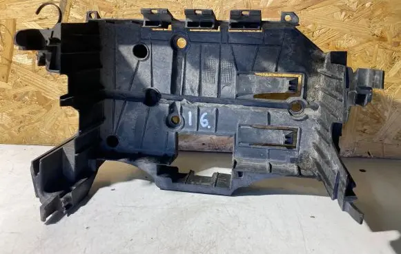 Peugeot 508 Battery tray 9686469580