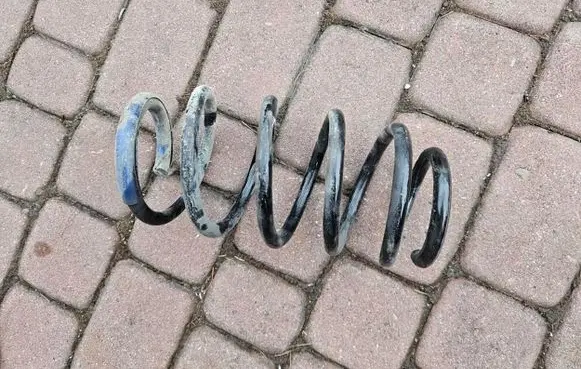 Opel Meriva B Rear coil spring 28TYS