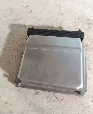 Volvo S70 V70 V70 XC Engine control unit/module 0281001776 28SA4018