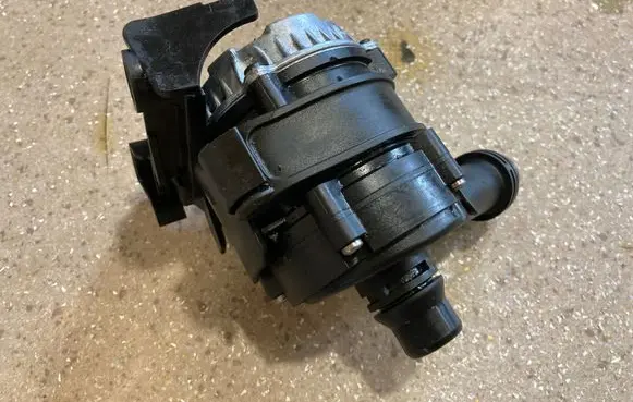 Electric auxiliary coolant/water pump