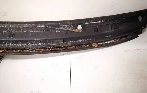 Fiat Idea Wiper trim b634