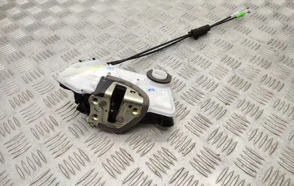 Toyota Aygo AB40 Front door lock