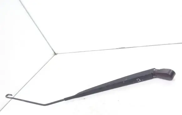 Citroen C3 Front wiper blade arm 05305