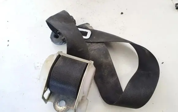 Opel Zafira A Rear seatbelt 271103906