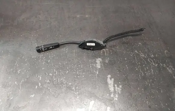 Mercedes-Benz C W203 Cruise control stalk 2035451124