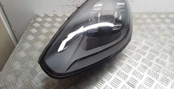 Porsche Cayenne (9Y0 9Y3) Headlight/headlamp 19322201
