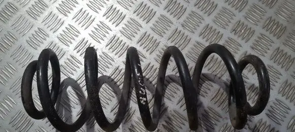 Toyota Verso Rear coil spring