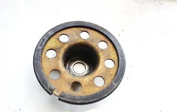 Volkswagen Golf II Front coil spring rubber mount 