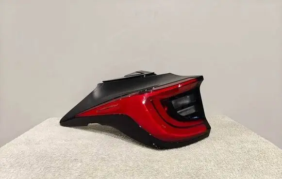 Rear/tail lights