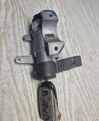 Volvo V70 Ignition lock 8673073 510130020 73760