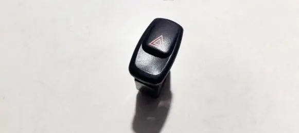 KIA Shuma Hazard light switch