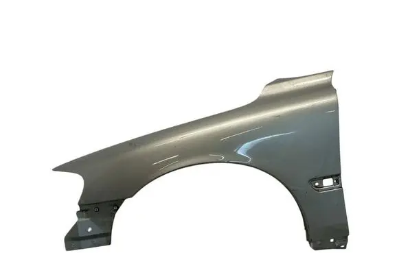 Volvo V70 Fender