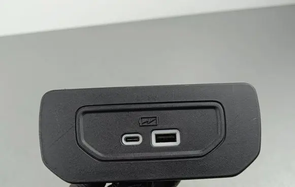 Jeep Grand Cherokee WL USB control unit 102791023DB 13510760